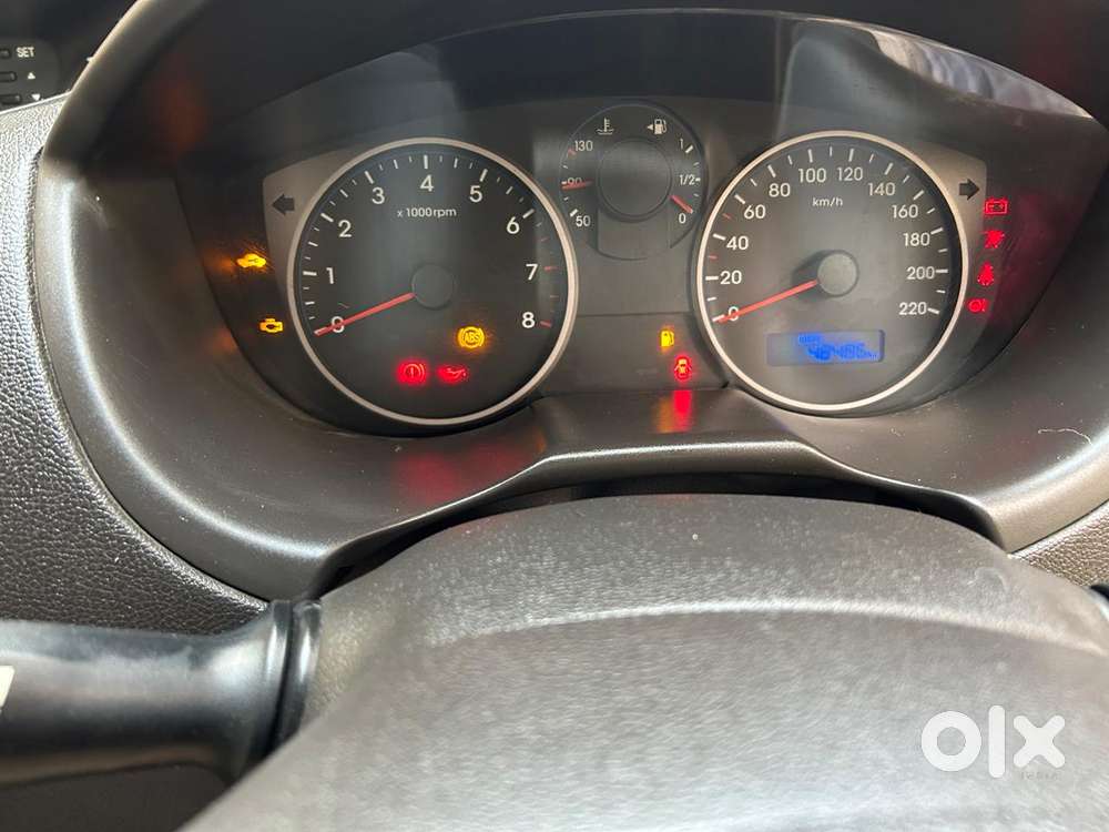 Hyundai I20 Sportz Plus, 2013, Petrol