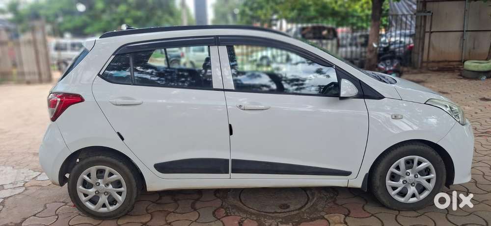 Hyundai Grand I10 Sportz, 2017, Diesel