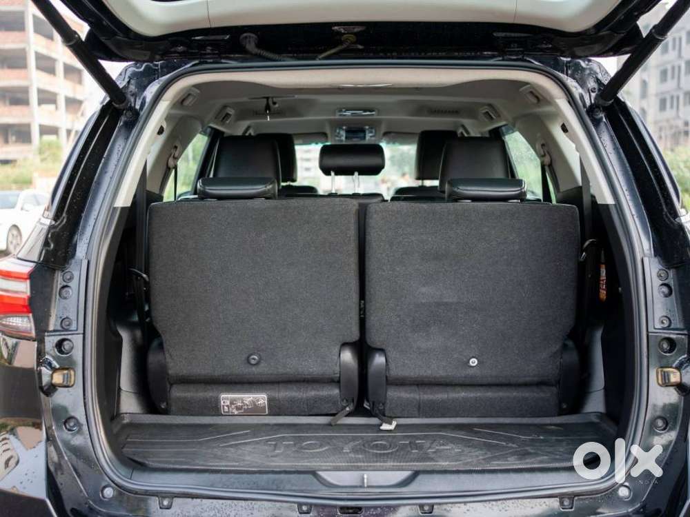 Toyota Fortuner 4x2 At 2.7 Petrol, 2022, Petrol
