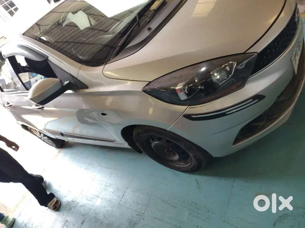 Tata Tiago 2018 Revotron Xta