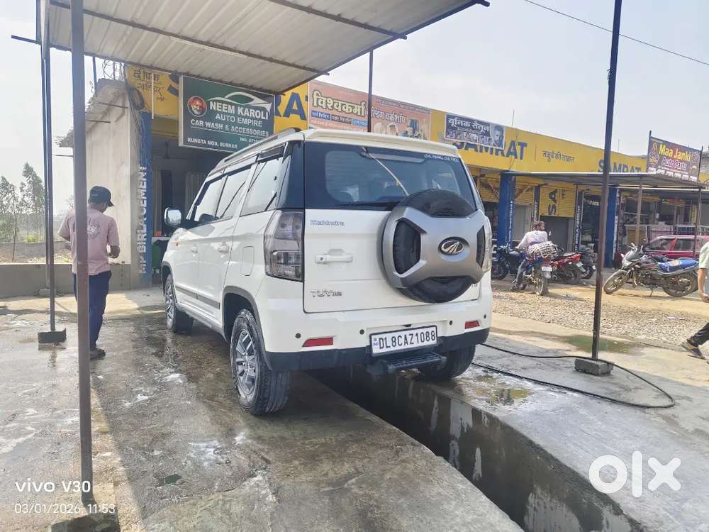 Mahindra Tuv 300 2019 Diesel Well Maintained
