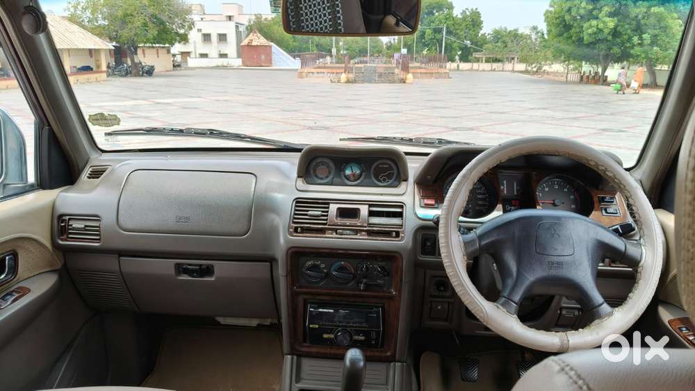 Mitsubishi Pajero 2.8 Sfx Bsiv Dual Tone, 2010, Diesel