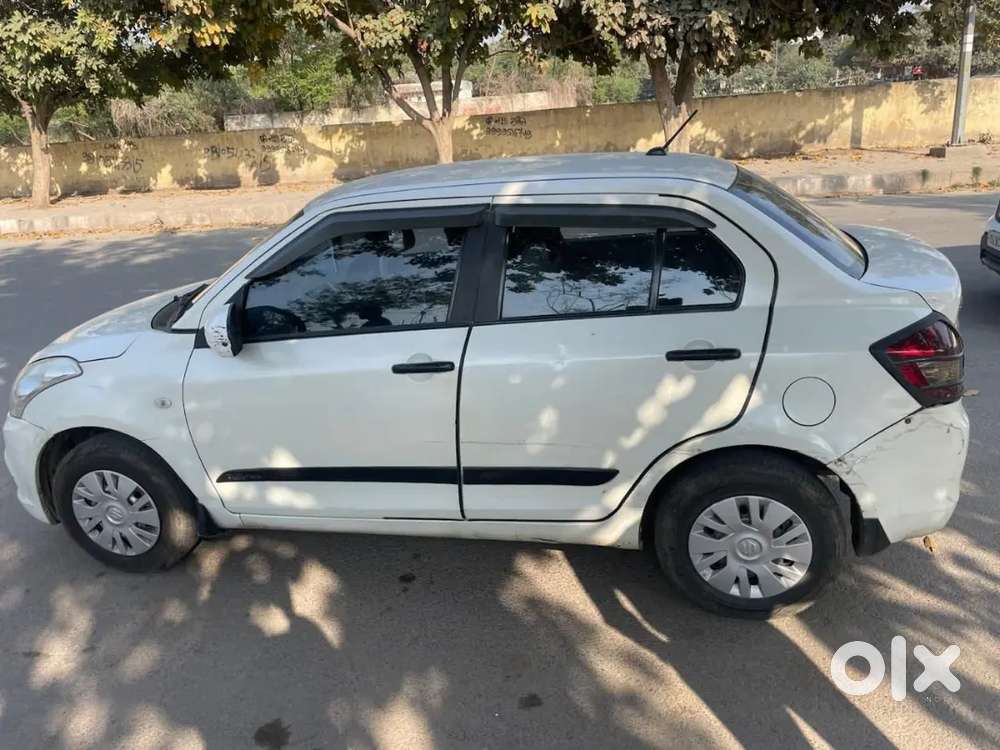 Swift Dzire 2015/10 Petrol Lxi Cng Lgi Hui Hai On Paper Nhi Hai