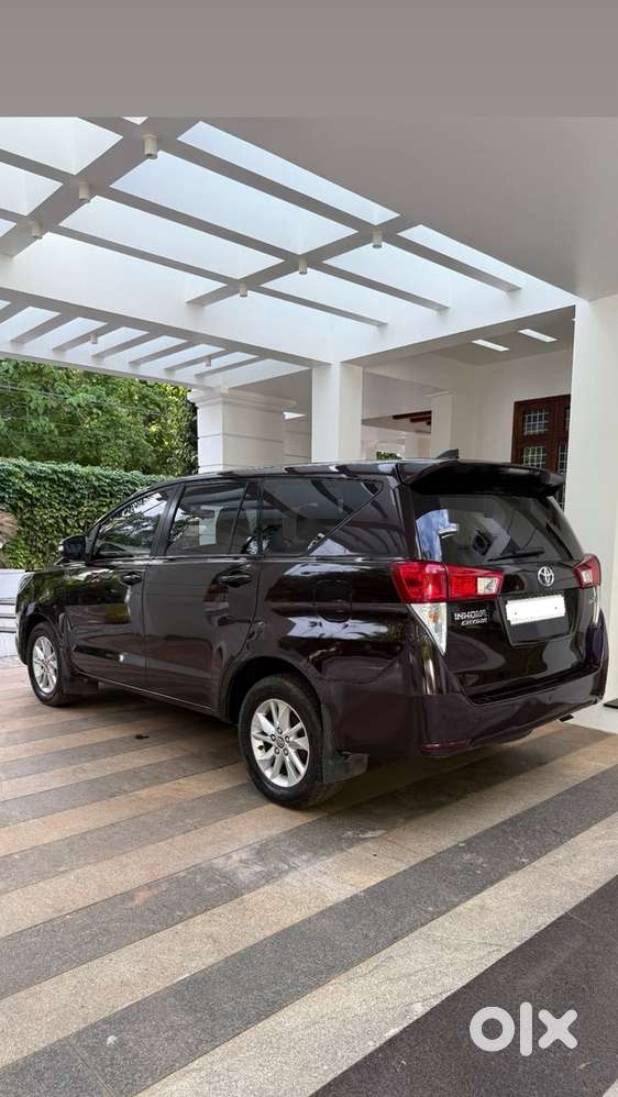 Toyota Innova Crysta 2017