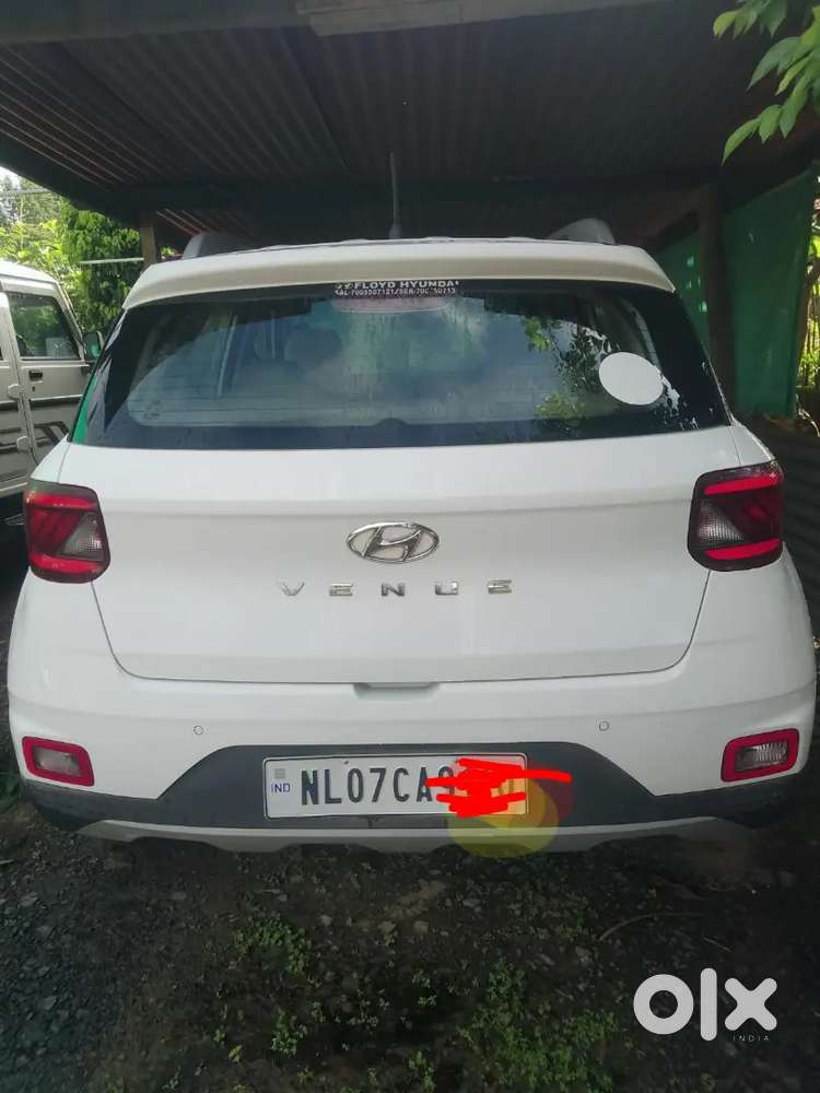 Hyundai Venue S Petrol 2021
