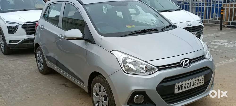 Hyundai Grand I10 Metallic Silver. Manufacturing 2017 But Took In 2018