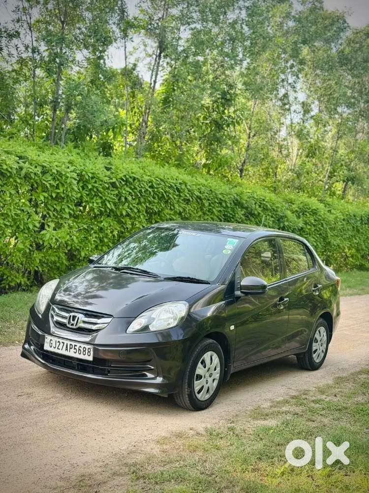 Honda Amaze 2016 Petrol Well Maintained
