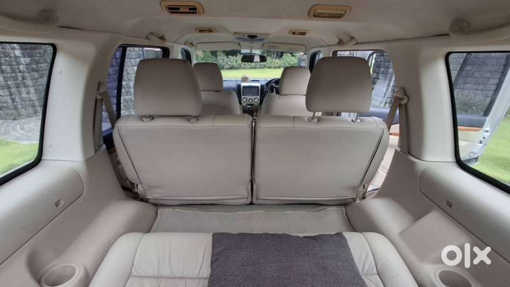 Ford Endeavour 3.2 Titanium At 4x4, 2010, Diesel