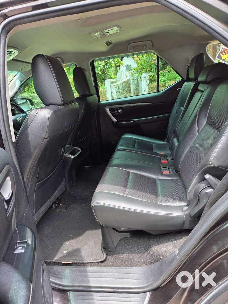 Toyota Fortuner 4x2 At 2.8 Diesel, 2021, Diesel