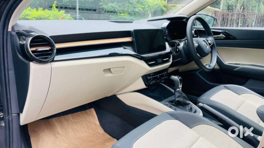 Skoda Slavia 1.5 Tsi Style At, 2024, Petrol