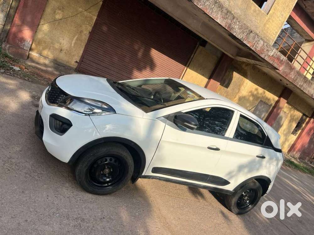 Tata Nexon 1.5 Revotorq Xt, 2018, Diesel