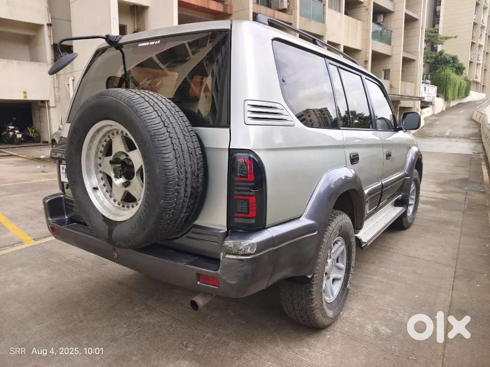 Toyota Land Cruiser Prado 2000 Petrol 85000 Km Driven