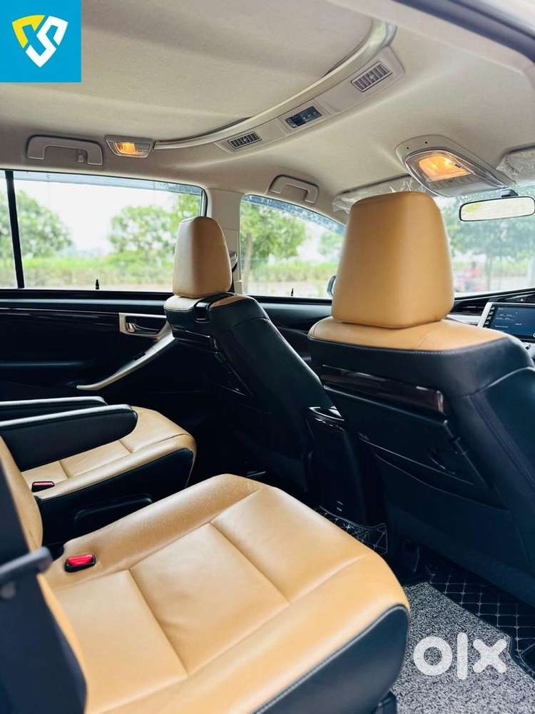 Toyota Innova Crysta Diesel 2024