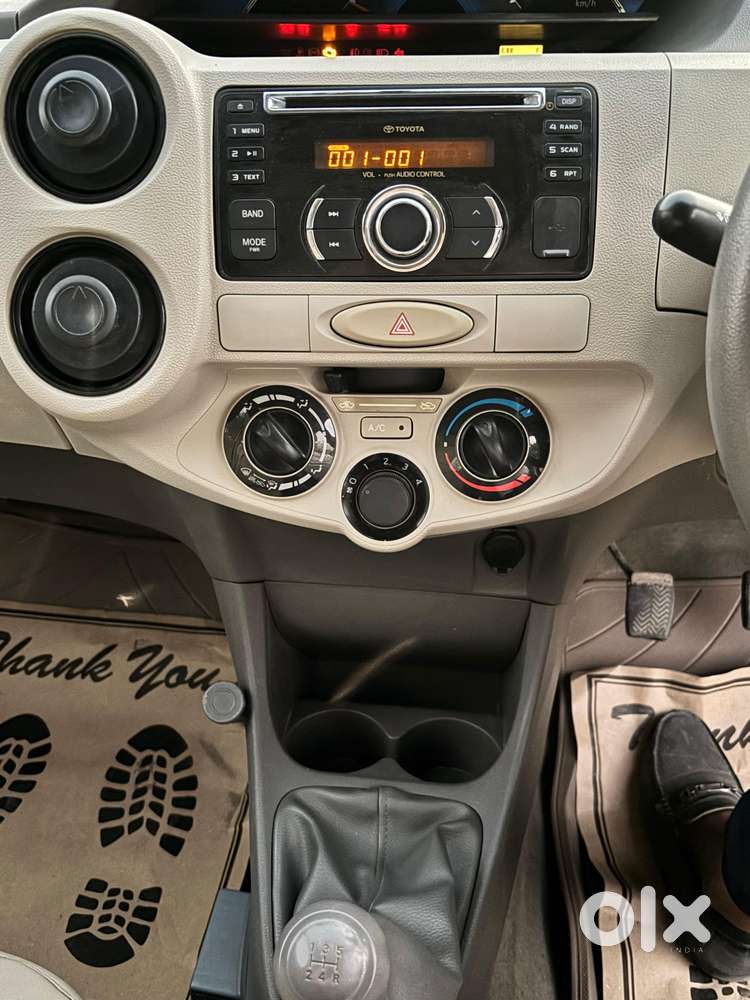 Toyota Etios Liva 2013-2014 G, 2014, Petrol