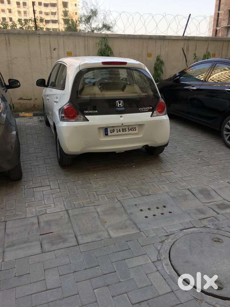 Honda Brio 2012 Petrol Well Maintained