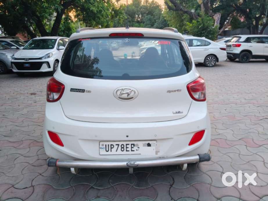 Hyundai Grand I10 Nios Sportz, 2016, Petrol
