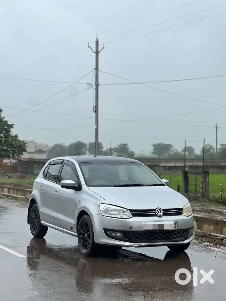 Volkswagen Polo 2013 Car
