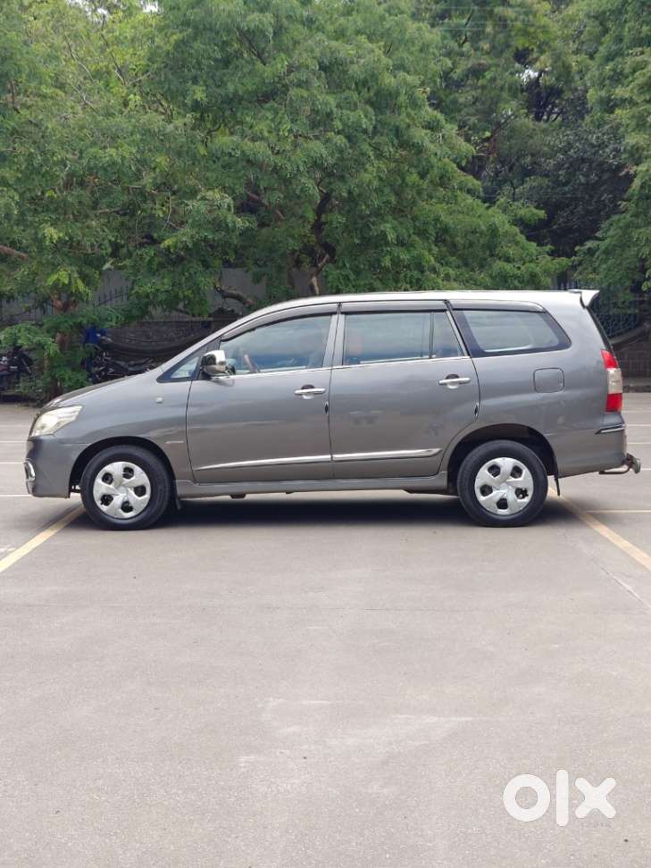 Toyota Innova 2.5 G (diesel) 8 Seater, 2014, Diesel