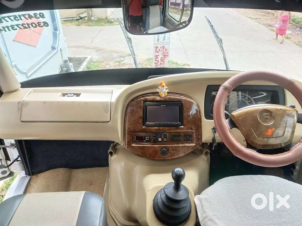 Force Motors Tempo Traveller 2018 Model 12 Seater