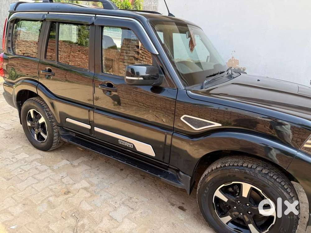 Mahindra Scorpio 2021 Diesel Well Maintained