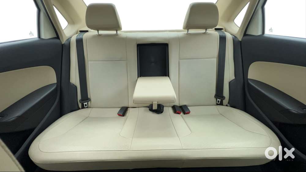 Skoda Rapid 1.6 Mpi At Style, 2017, Petrol