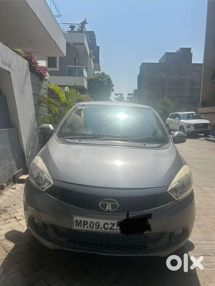 Tata Tigor Petrol 2018