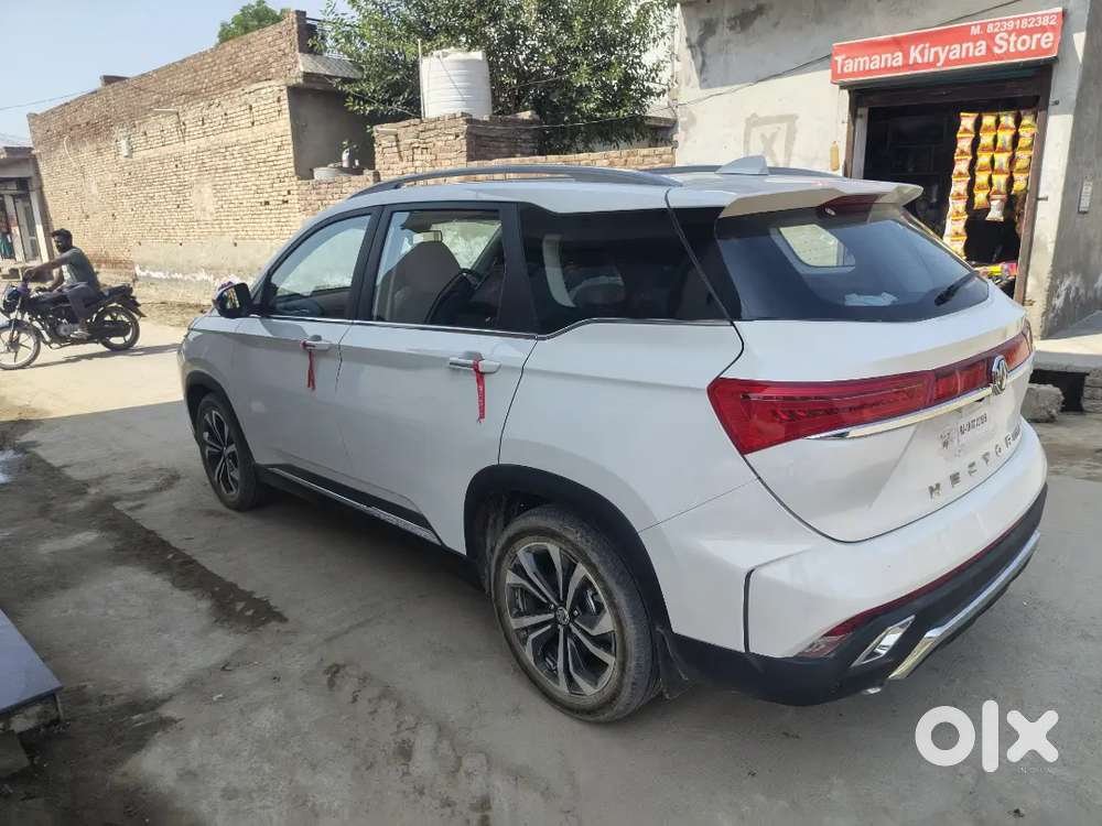 Mg Hector 2025 Petrol 1050 Km Driven
