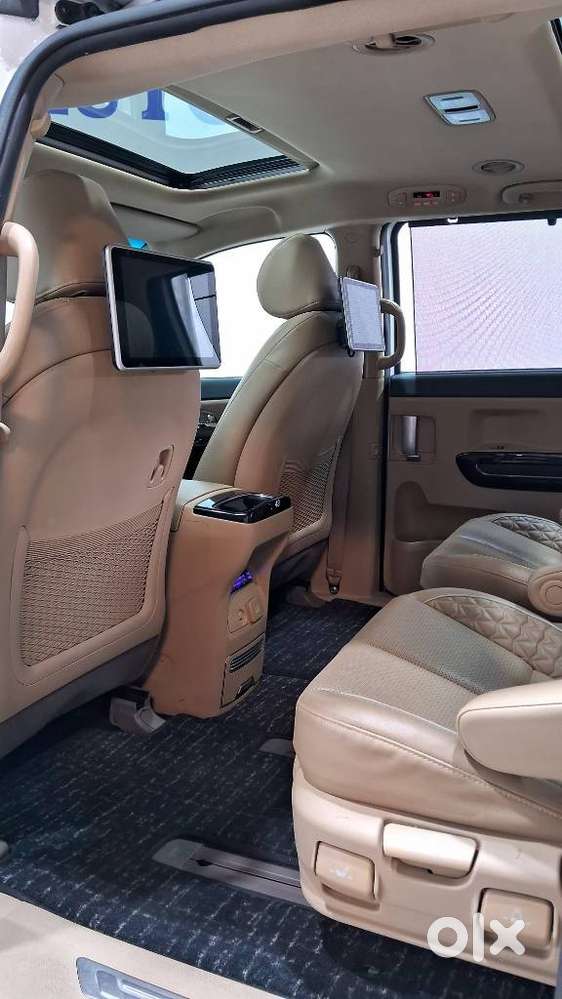 Kia Carnival Limousine Plus 7 Str, 2022, Diesel