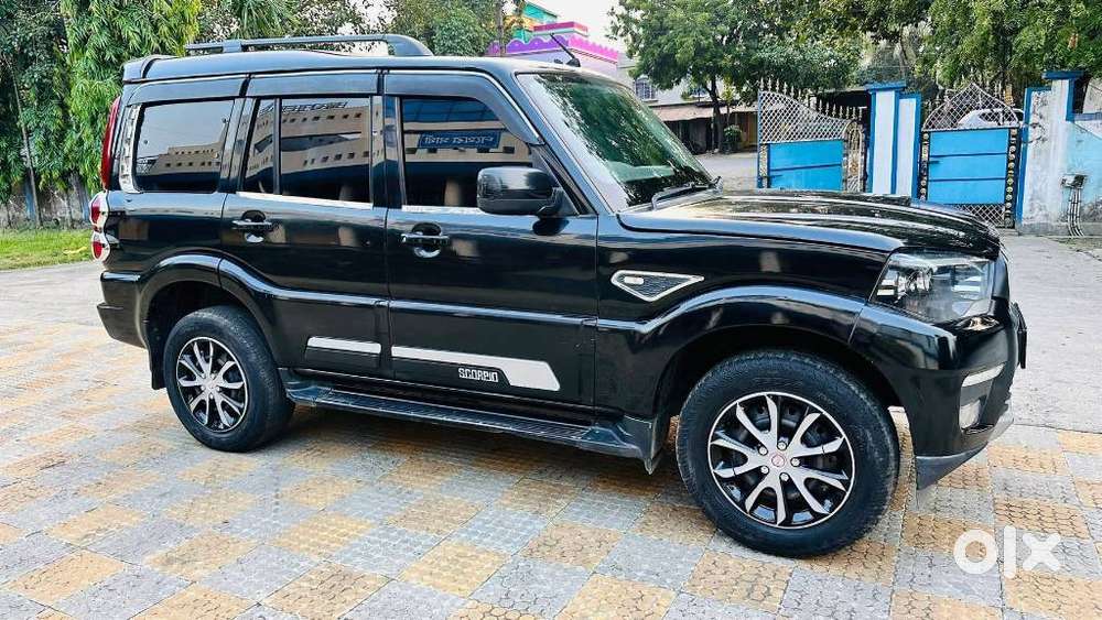 Mahindra Scorpio 2.2 S7 7 Str, 2017, Diesel