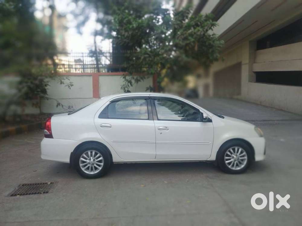 Toyota Etios Vx Limited Edition, 2017, Petrol