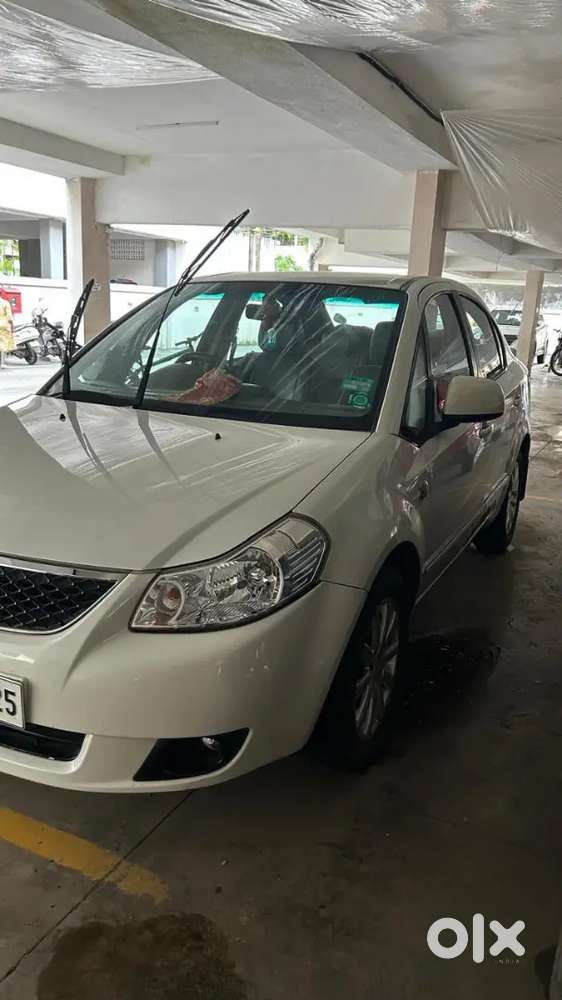 Maruti Suzuki Sx4 2011