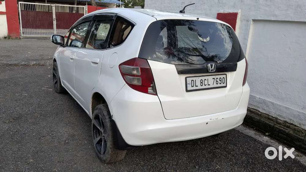 Honda Jazz 2010 Petrol 76740 Km Driven