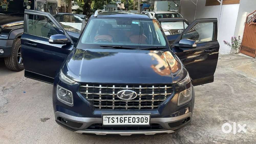 Hyundai Venue Crdi Manual 2021