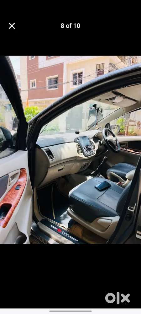 Toyota Innova 2010 Diesel 270000 Km Driven