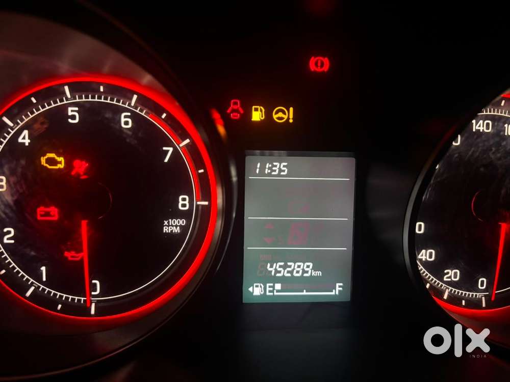Maruti Suzuki Swift Petrol 2022