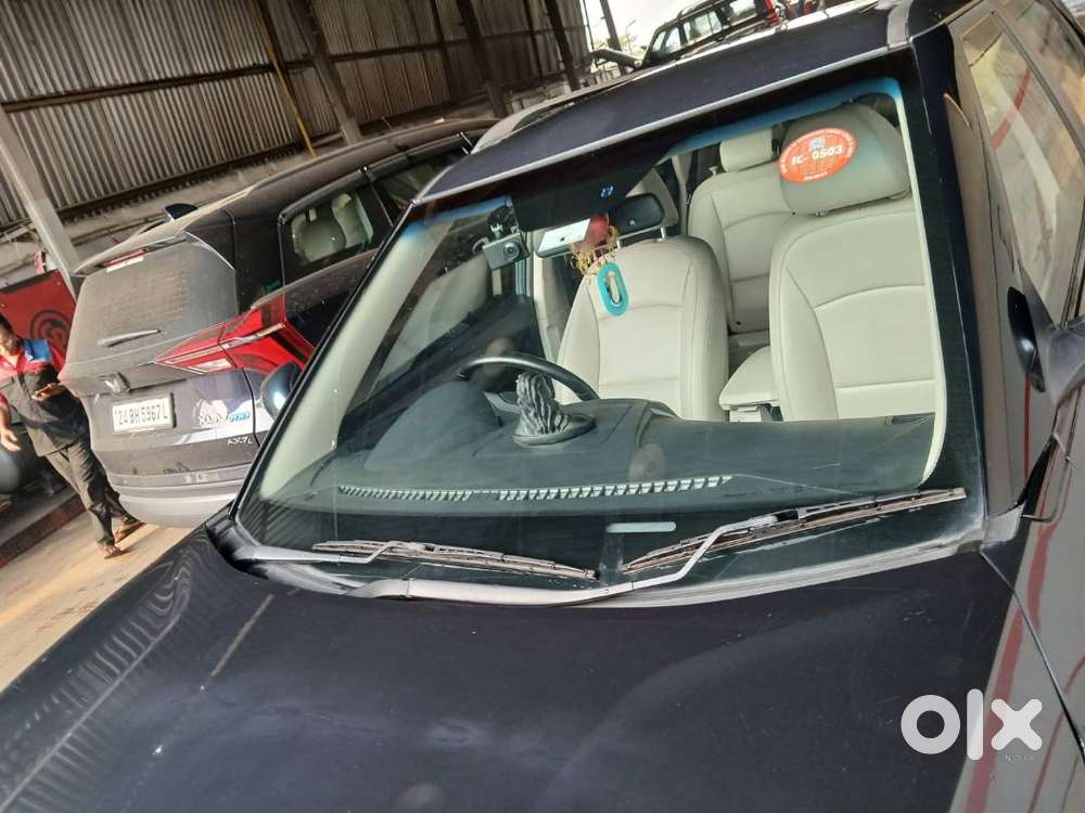 Xuv 300 1.5 W8(o) Diesal