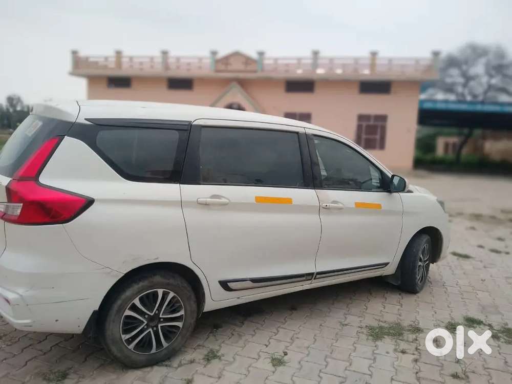 Ertiga Vxi Cng Maruti 2024