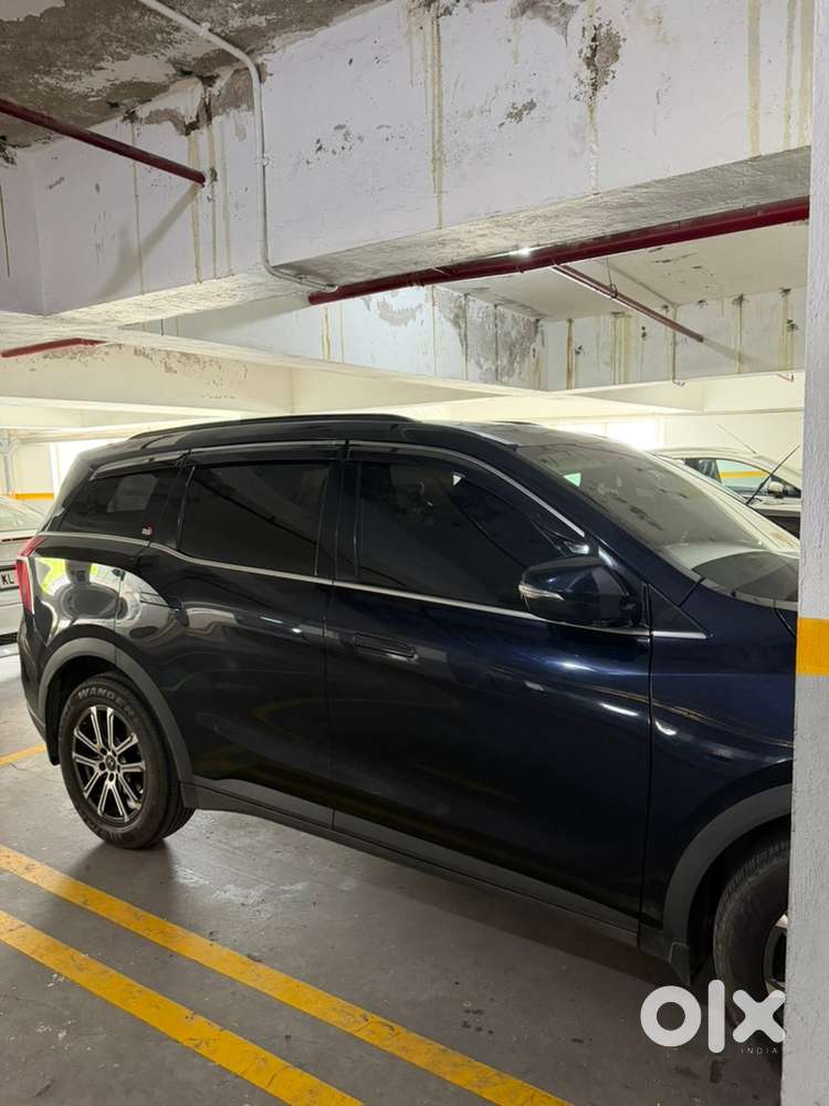 Mahindra Xuv700 Petrol 2023