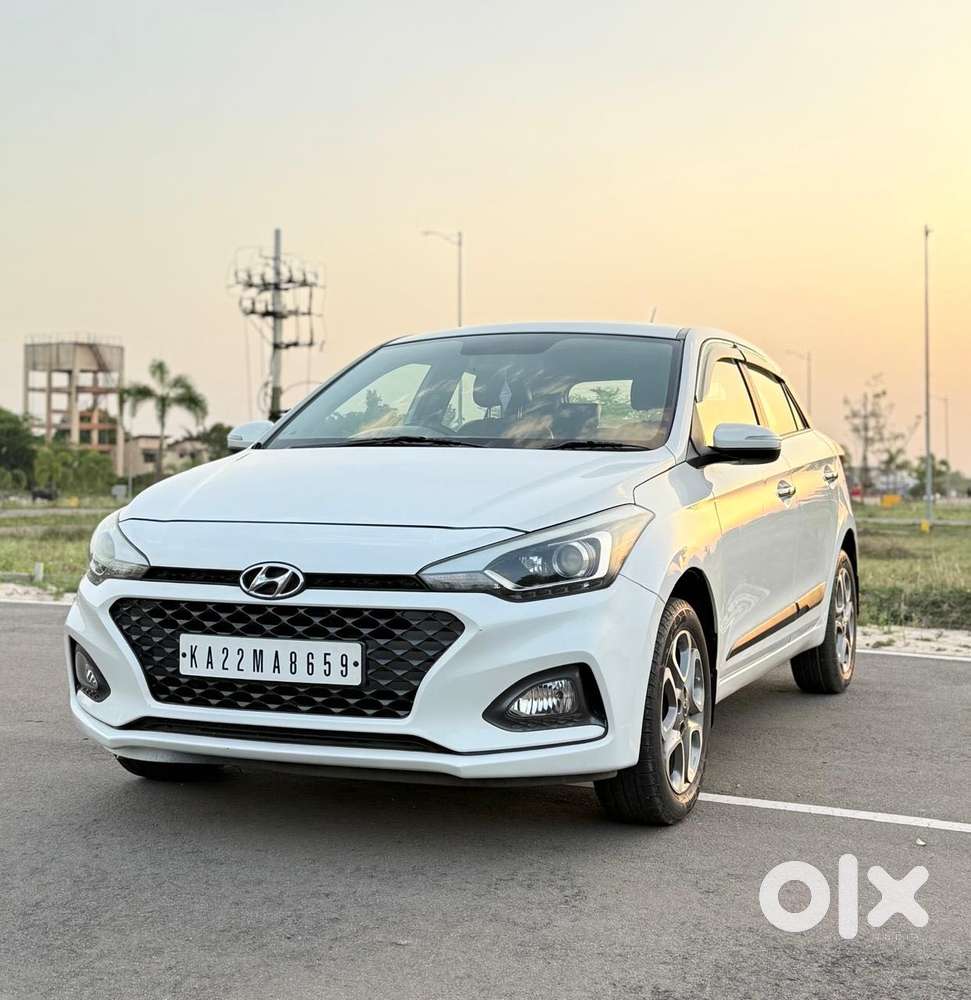 Hyundai I20 Petrol Asta Option, 2018, Petrol