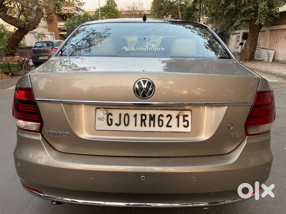 Volkswagen Vento 1.5 Highline Plus At 16 Alloy, 2015, Diesel