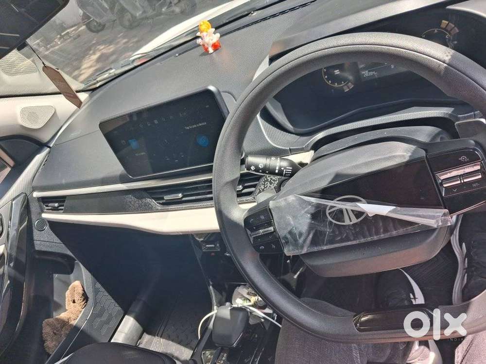 Tata Nexon 1.2 Revotron Xza Plus (o) Amt, 2025, Petrol