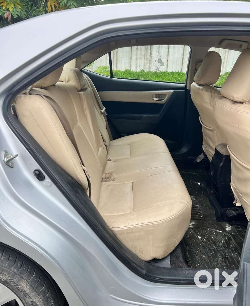 Toyota Corolla Altis G At, 2015, Petrol