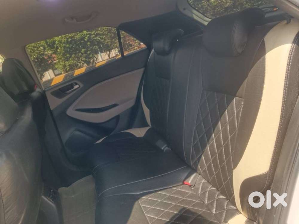 Hyundai I20 Petrol Asta, 2015, Petrol