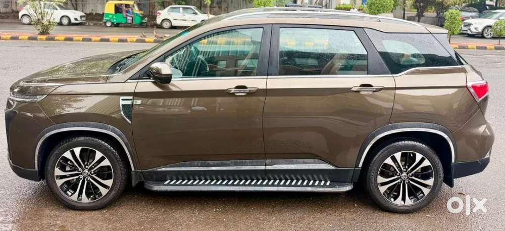 Mg Hector Plus, 2023, Petrol