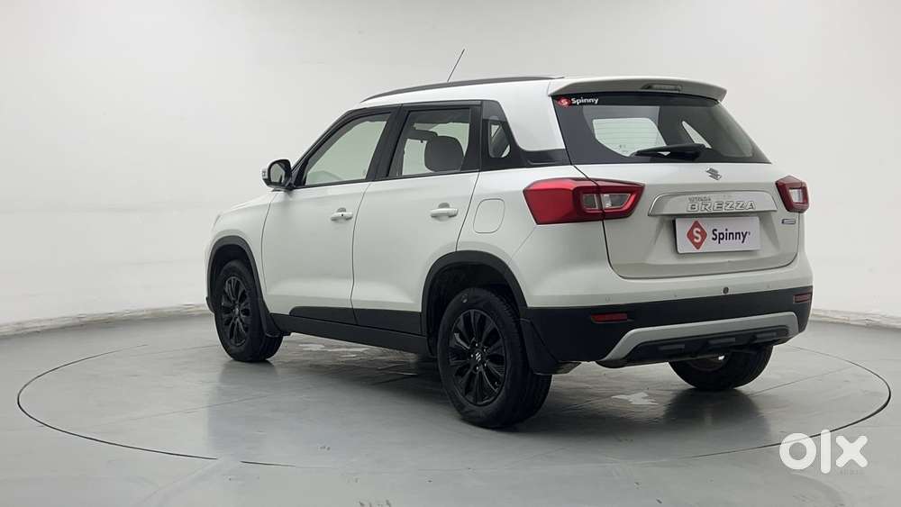 Maruti Suzuki Vitara Brezza 1.5 Zxi At, 2021, Petrol