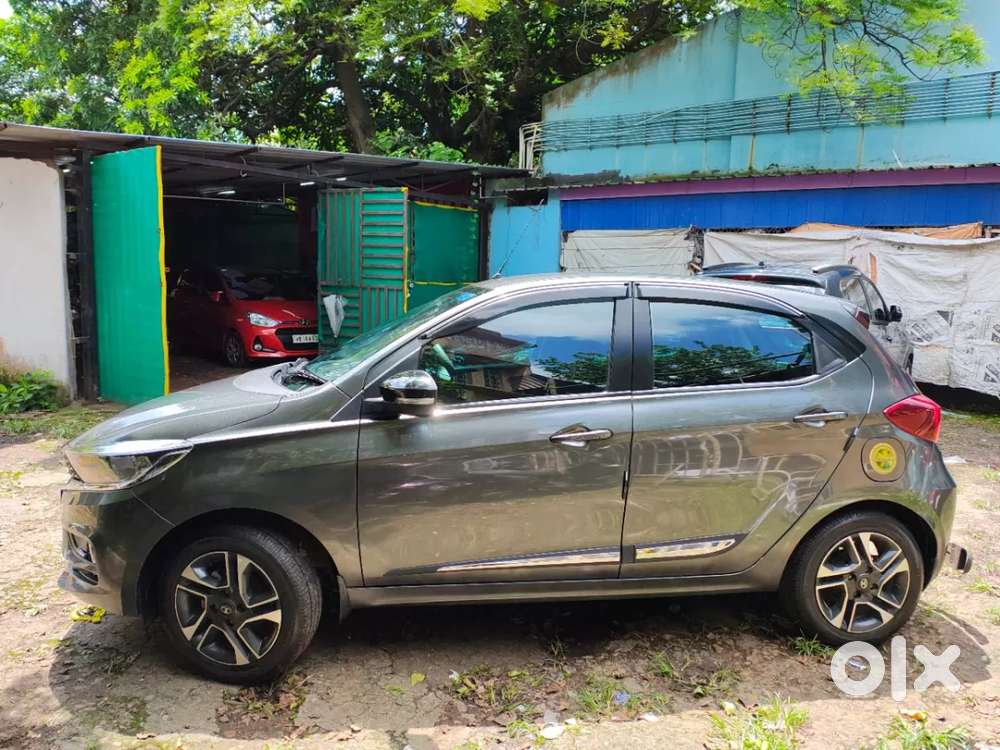 Tata Tiago Xza Plus, 2021, Petrol