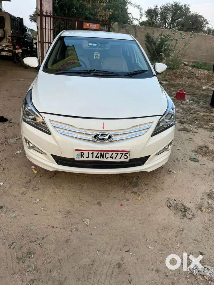 Hyundai Fluidic Verna 2016 Petrol Well Maintained