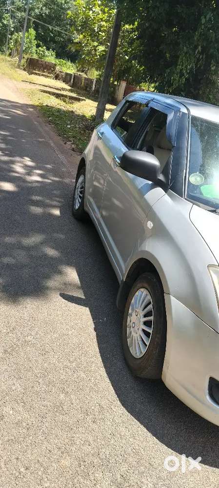 Swift Maruti Suzuki 2006