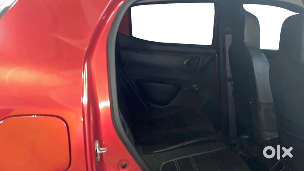 Renault Kwid 1.0 Rxt Amt Opt, 2017, Petrol