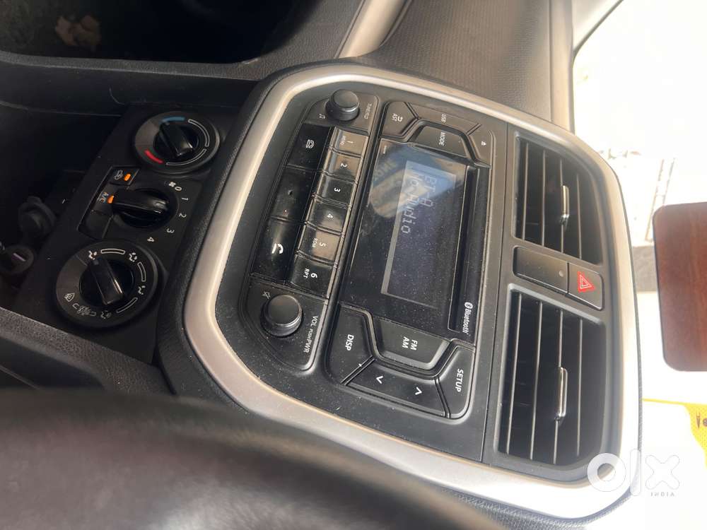 Vitara Brezza Lxi Petrol Brand New Condtion For Sale